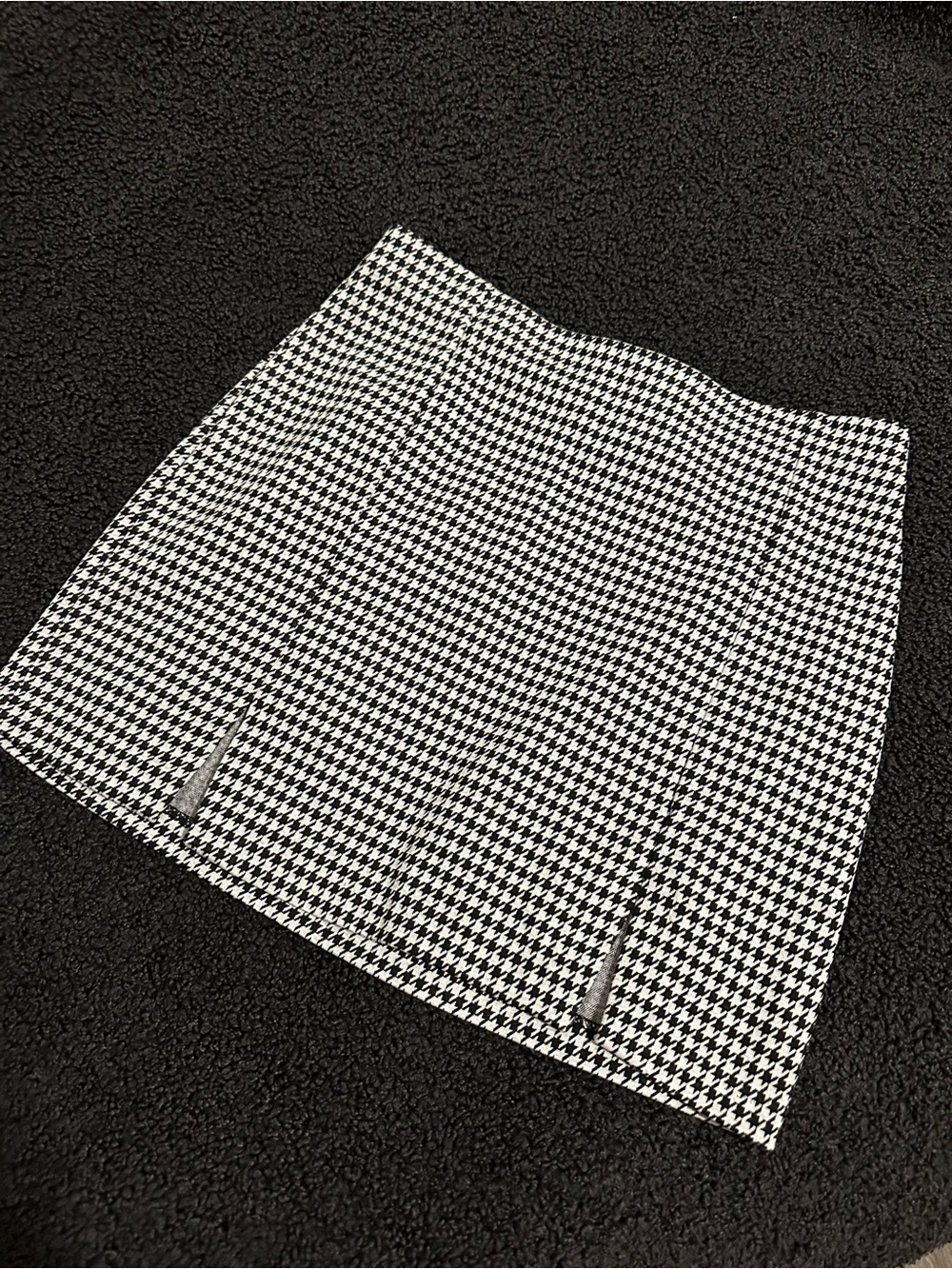 H&M Houndstooth Mini Skirt - Black & White